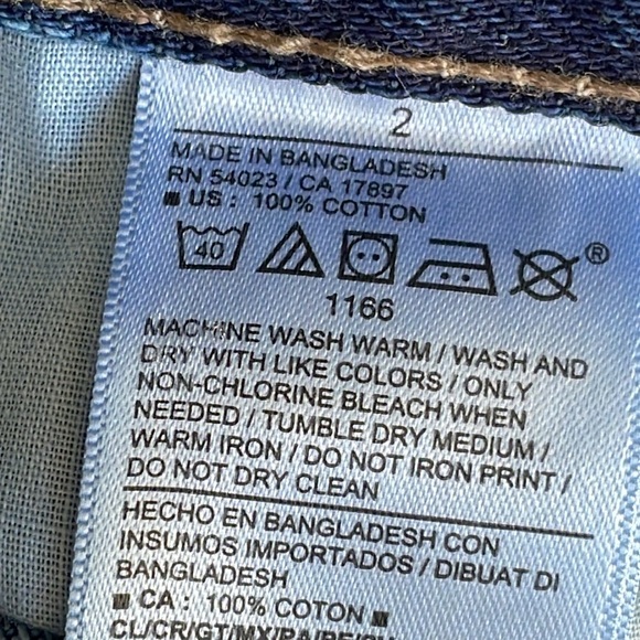 Old Navy High Rise Slouchy Straight Jeans - Picture 6 of 7